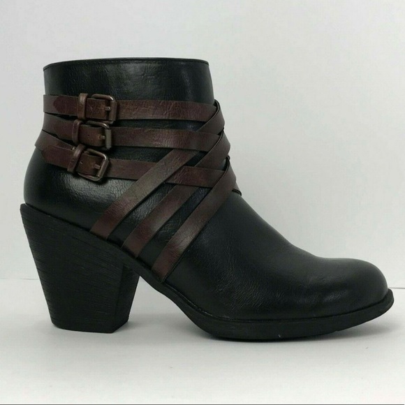 BEAUTIFUL! Sofft Phoebe Bootie - Picture 2 of 6
